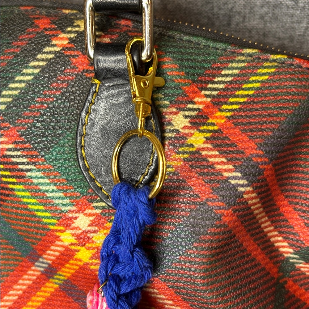 Handmade Macrame Foodie Key Chain - Picture 6 of 12